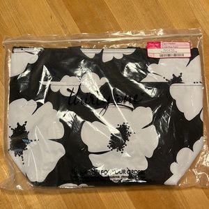 Thirty One Thermal Tote in White Poppy